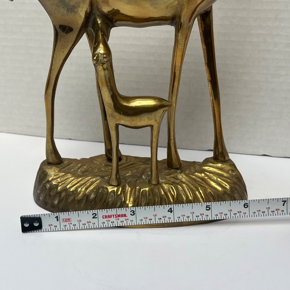 Mid-Century Modern Brass Gazelle Sculptures / Bookends in Brass, Pair - Picture 9 of 14